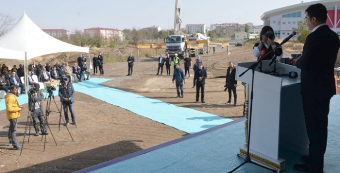 Evyap’tan Erzurum’a fen lisesi