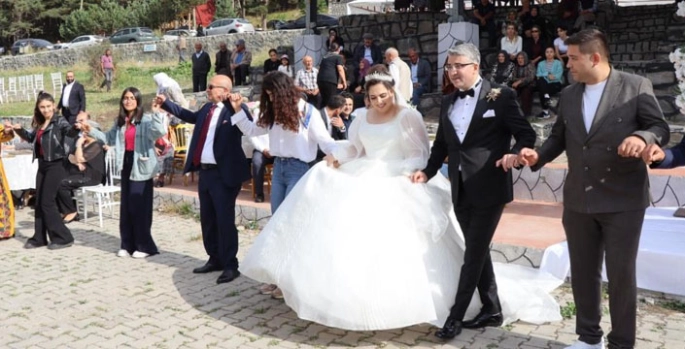 Festival gibi düğün
