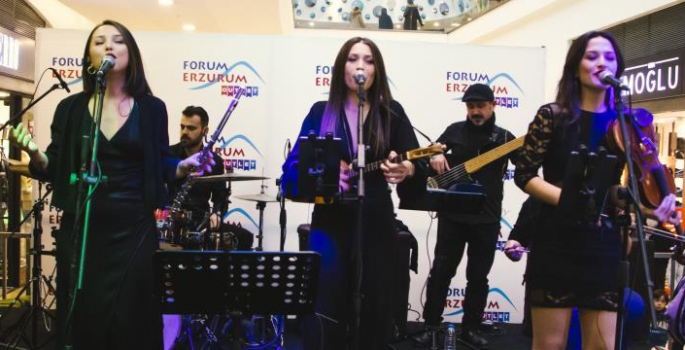 Forum Erzurum Outlet’te SAMİDA rüzgarı esti