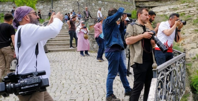 Fotoğraf tutkunları Tortum ve Uzundere’ye akın etti