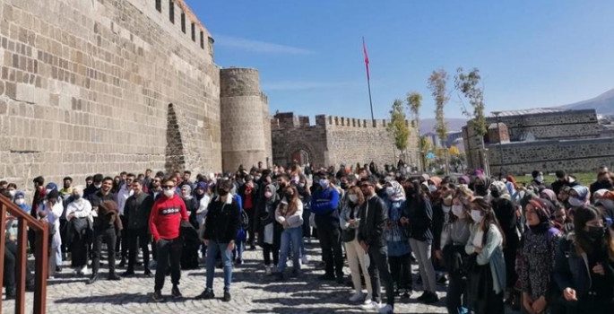 Genç Vizyon’dan gençlere Erzurum gezisi