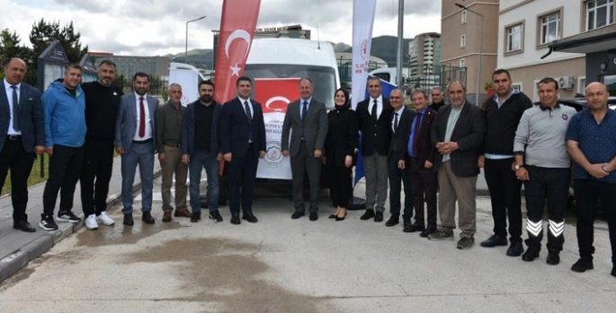 Gençlik Spor Kulübü’ne yeni minibüs