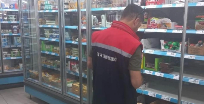 Gıda satışı yapan işyerleri denetlendi