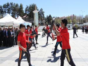 19 Mayıs'ın 100. yılı festival havasında kutlanıyor