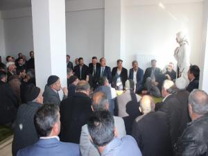 AK Partili Taşkesenlioğlu: Söz konusu toplantı asla camide yapılmamış, köy konağında düzenlenmiştir