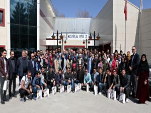 Atatürk Üniversitesi, misafir öğrencilerini yalnız bırakmıyor