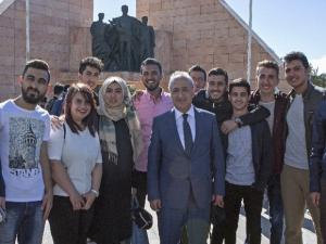 Atatürk Üniversitesi'nde kayıt heyecanı yaşandı