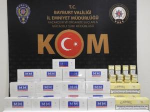 Bayburt'ta 316 paket gümrük kaçağı sigara ele geçirildi