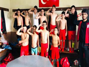 Belçika'da asker selamı veren Türk kulübüne soruşturma