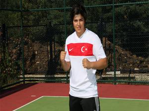 Busenaz Sürmeneli dünya şampiyonu