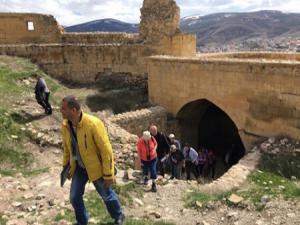 Çek Cumhuriyetinden gelen turistler Bayburt'u gezdi