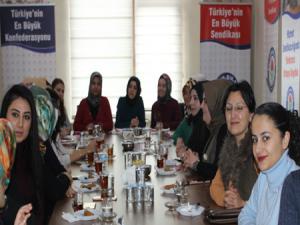Eğitim-Bir-Sen Kadın Komisyonu ilk toplantısını yaptı