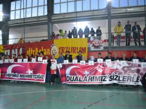 Erzurumda Engelleri Aşta Gel Mehmet'im futbol müsabakası