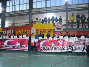 Erzurumda Engelleri Aşta Gel Mehmet'im futbol müsabakası