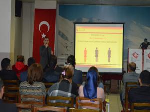 Erzurumda Kadına Yönelik Şiddetle Mücadele semineri