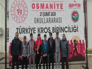 Erzurum Spor Lisesi ISF koştu