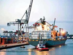 Gümrük Bakanlığı: Dış ticaret açığı Haziran'da 5 milyar 510 milyon dolar