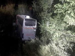 Gümüşhane'de yolcu otobüsü kaza yaptı: 1 ölü, 24 yaralı