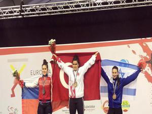 Halterde Dilara Narin, Avrupa şampiyonu oldu