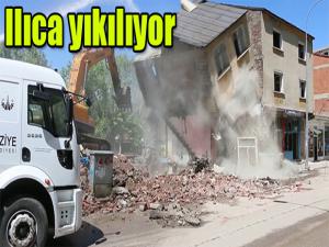 Ilıca yıkılıyor