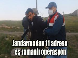 Jandarmadan HDP Karayazı İlçe binası dahil 11 adrese eş zamanlı operasyon