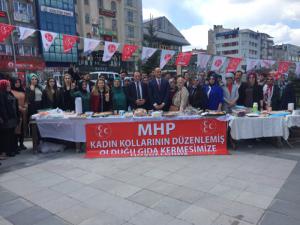 MHP Kadın Kollarından kermes