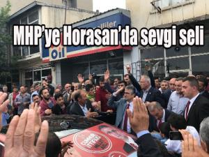 MHPye Horasanda sevgi seli