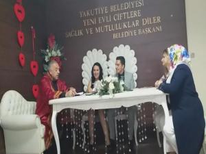 Nikah dairesinde 19.09.2019 yoğunluğu