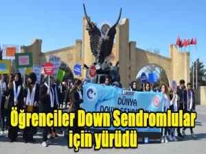 Öğrenciler Down Sendromlular için yürüdü