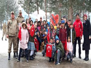  Öğrencilerden Jandarma Komutanlığına ziyaret