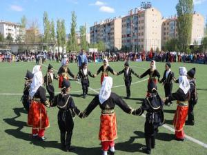 Oltuda 23 Nisan coşkusu