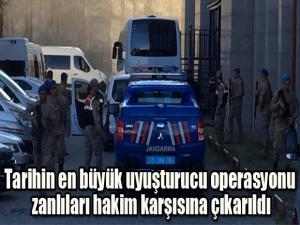 Tarihin en büyük uyuşturucu operasyonu zanlıları hakim karşısına çıkarıldı