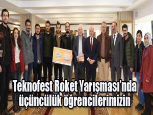 Teknofest Roket Yarışması'nda üçüncülük öğrencilerimizin