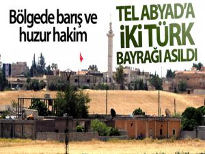 Tel Abyad'a iki Türk bayrağı asıldı