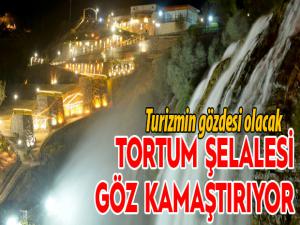 Tortum Şelalesi göz kamaştırıyor