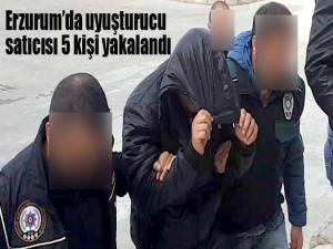 Uyuşturucu satıcısı 5 kişi yakalandı