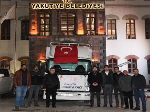 Yakutiye Belediyesi ve pazarcı esnafından Elazığ'a yardım eli