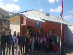 Yakutiye Gençlik Merkezi Gönüllü Gençlerinden Fatma öğretmene ziyaret
