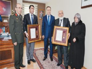 Erzurumlu Gazilere  Devlet Övünç Madalyası