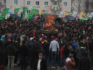 NEVRUZ, ERZURUM'DA OLAYSIZ KUTLANDI