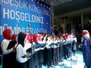 Erzurum Büyükşehir Belediyesi'nden kardeşlik konseri