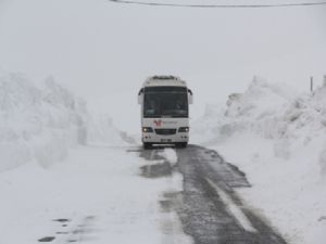 OVİT GEÇİDİ ARAÇ ULAŞIMINA AÇILDI