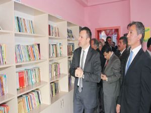 Oltu'da yeni  kütüphane açıldı