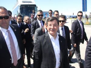 Başbakan Davutoğlu Erzurum'da