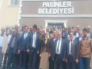 AK Partili Taşkesenlioğlu,  Pasinler'de destek istedi
