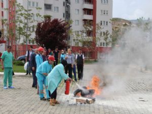 HASTANEDE GERÇEĞİNİ ARATMAYAN YANGIN TATBİKATI