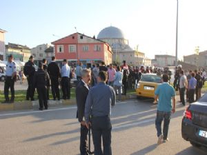 Erzurum'da tehlikeli gerginlik: 1'i polis 4 yaralı