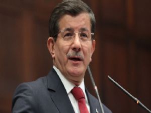 Davutoğlu: 'Siz parmak kaldırma makinesi değilsiniz'