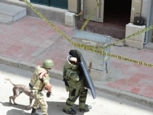 ERZURUM'DA ŞÜPHELİ BAYAN ÇANTASI BOMBA PANİĞİ YAŞATTI