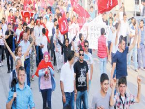 Erzurum'da teröre lanet yürüşü